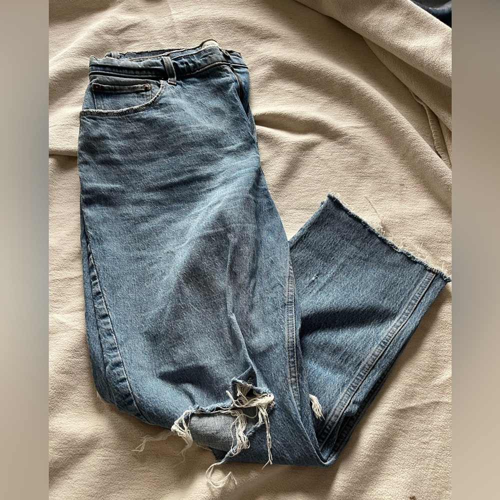 Abercrombie Curve Love Ultra High Rise 90s Straight Jean